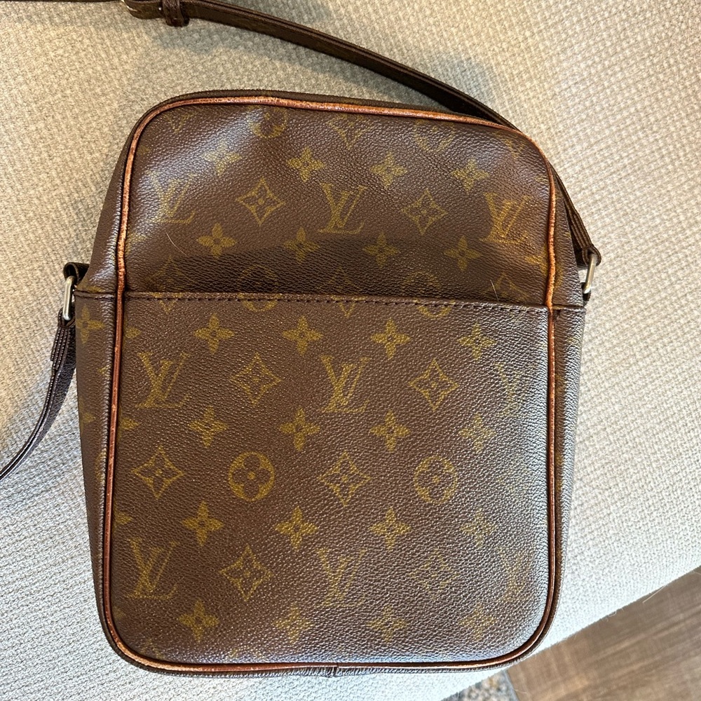 Louis Vuitton Danube Vintage Bag